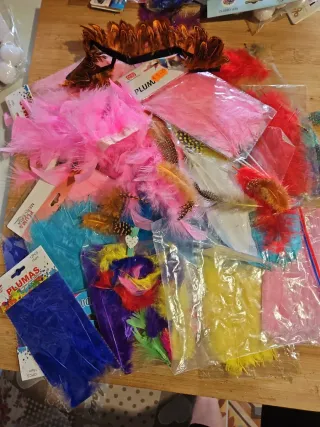Lote Manualidades Pompones, Plumas, Limpiapipas