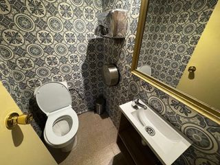 Local comercial en venta en Os Mallos - San Cristóbal en Coruña (A)