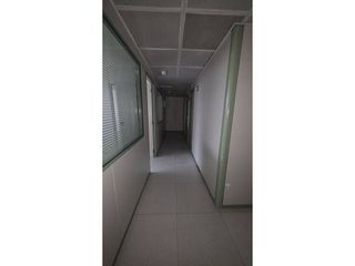 Oficina en alquiler en La Cogullada en Terrassa