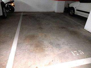 Garaje en venta en Sant Joan Despí