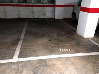 Garaje en venta en Sant Joan Despí