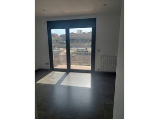 Casa adosada en venta en Cervera