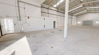 Nave industrial en venta en Renfe - Bulevar 1º y 2º Fase en Jaén