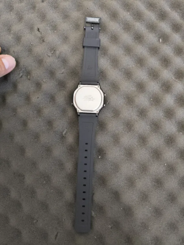 Casio Illuminator F-105