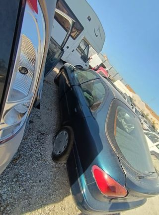 Despiece FORD MONDEO Color AZUL RKA FD BERL.