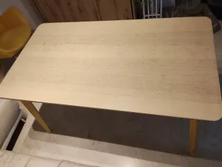 Mesa salon roble y cristal LISABO IKEA