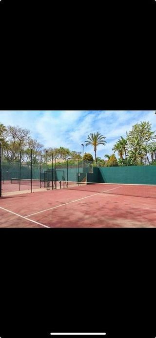 Ático en venta en Nueva Andalucía centro en Marbella