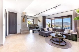 Dúplex en venta en Calahonda en Mijas