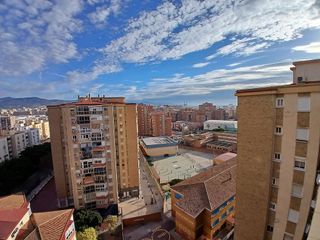 Piso en alquiler en La Luz - El Torcal en Málaga
