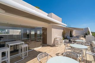 Ático en alquiler en Nueva Andalucía centro en Marbella