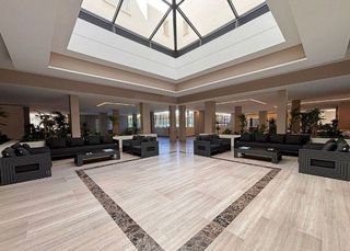 Ático en alquiler en Nueva Andalucía centro en Marbella