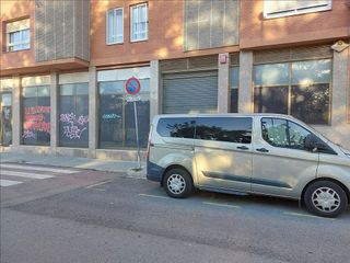 Local comercial en venta en Mas Rampinyó - Carrerada en Montcada i Reixac