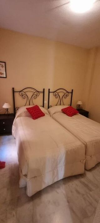 Piso en venta en Cabo Pino - Reserva de Marbella en Marbella