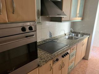 Piso en venta en Poniente-Norte - Miralbaida - Parque Azahara en Córdoba
