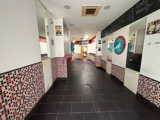 Local comercial en alquiler en Centro en Burgos