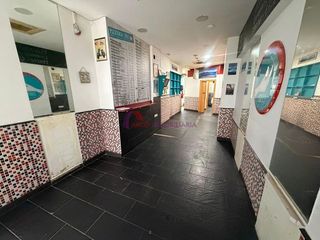 Local comercial en alquiler en Centro en Burgos