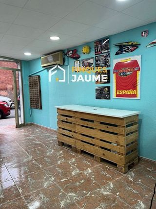 Local comercial en alquiler en Instituts - Universitat en Lleida