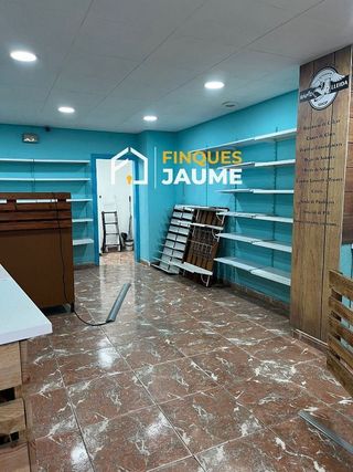 Local comercial en alquiler en Instituts - Universitat en Lleida