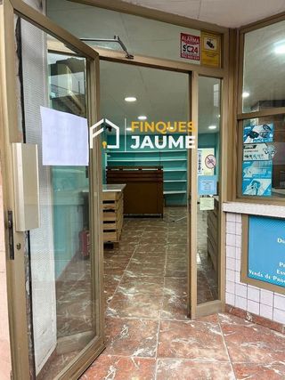 Local comercial en alquiler en Instituts - Universitat en Lleida