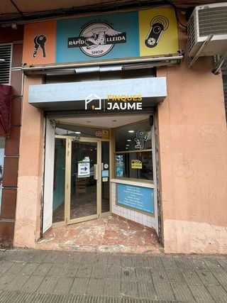 Local comercial en alquiler en Instituts - Universitat en Lleida