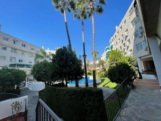 Piso en venta en El Cónsul - Ciudad Universitaria en Málaga