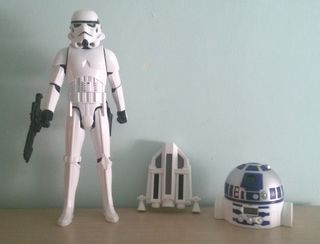 Figura Star Wars Stormtrooper y Reloj R2-D2