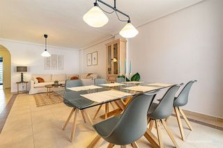 Piso en venta en Nueva Andalucía centro en Marbella