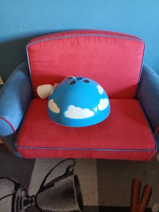 Lámpara infantil IKEA nubes