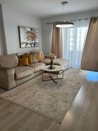 Piso en alquiler en Nueva Andalucía centro en Marbella