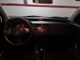 Suzuki Swift 2010 1.3i 92CV...54.000km!!!