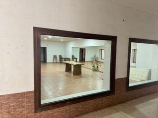 Local comercial en venta en Arroyo de la Miel en Benalmádena