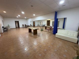 Local comercial en venta en Arroyo de la Miel en Benalmádena