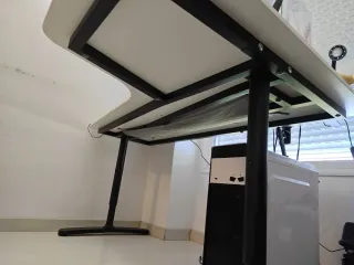 Mesa de oficina ajustable