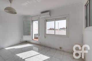 Piso en alquiler en El Camp de l'Arpa del Clot en Barcelona