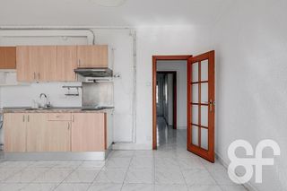 Piso en alquiler en El Camp de l'Arpa del Clot en Barcelona