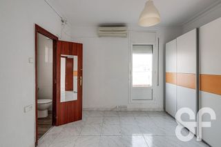 Piso en alquiler en El Camp de l'Arpa del Clot en Barcelona