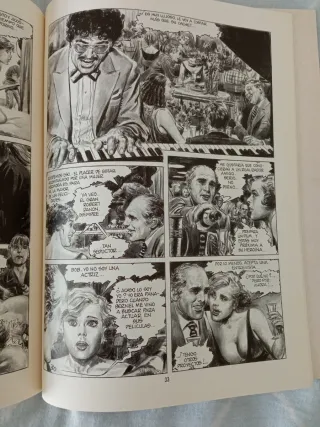 EVA - LA CLÍNICA DE LOS DESEOS.  2 COMICS DE ARCOR