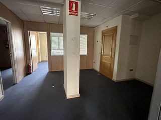 Oficina en alquiler en Cascajos - Piqueras en Logroño