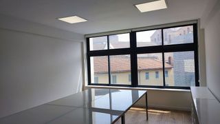 Oficina en alquiler en El Raval en Barcelona