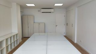 Oficina en alquiler en El Raval en Barcelona