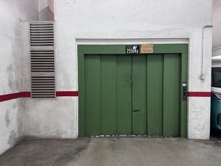 Garaje en alquiler en Les Corts en Barcelona