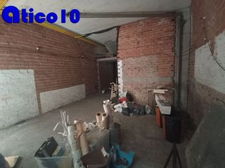 Local comercial en venta en Parque del Oeste - Olivares en Oviedo