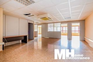 Oficina en venta en Piscinas en Villarreal