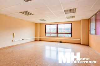 Oficina en venta en Piscinas en Villarreal