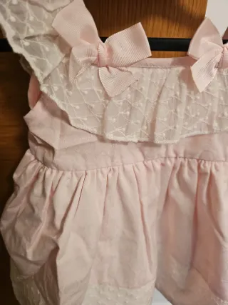 Vestido y gorrito bebé 12 meses