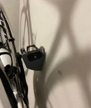 Soporte Bici (sobre pedal como en foto)