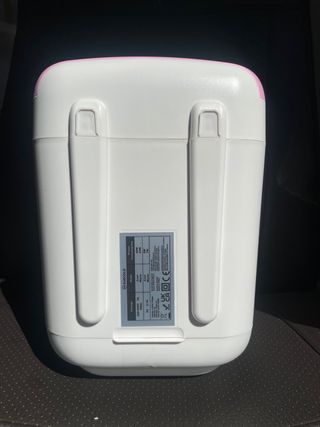 Nevera pequeña rosa SUBCOLD