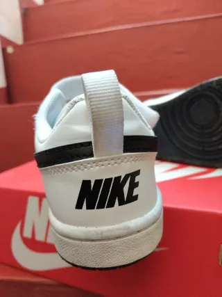 Deportivas Nike Talla 33 Blancas