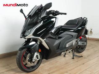 KYMCO AK 550 PREMIUM