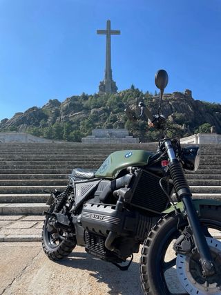 BMW K100 Cafe Racer Scrambler